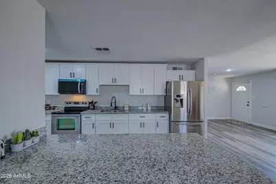 6853 N 36th Drive, Phoenix, AZ 85019 - Photo 15