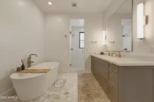 8113 E Del Cadena Dr, Scottsdale, AZ 85258 - Photo 19