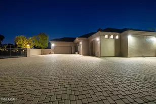 1131 E Desert Ct, Gilbert, AZ 85234 - Photo 43