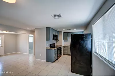 3530 N 63rd Drive, Phoenix, AZ 85033 - Photo 9