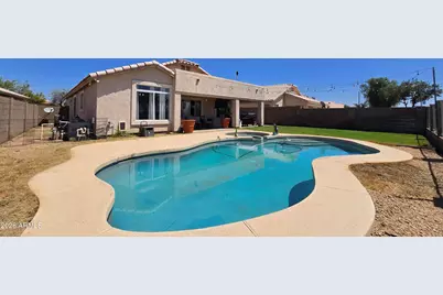 11001 W Almeria Road, Avondale, AZ 85392 - Photo 27
