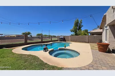 11001 W Almeria Road, Avondale, AZ 85392 - Photo 25