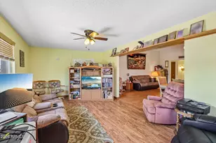 11129 W Jacaranda Dr, Sun City, AZ 85373 - Photo 15