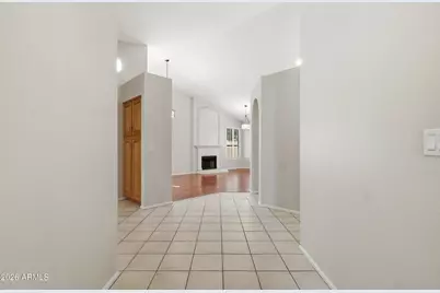 225 W Vera Lane, Tempe, AZ 85284 - Photo 5