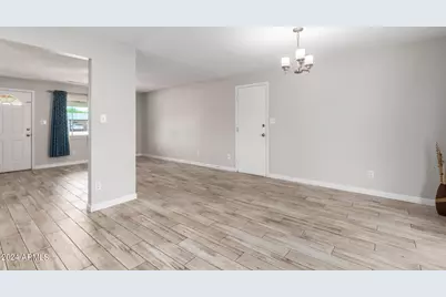 14401 N 35th Place, Phoenix, AZ 85032 - Photo 7