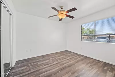 3065 N 67th Avenue #Apt 110, Phoenix, AZ 85033 - Photo 19