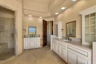 6562 E Cave Creek Rd, Cave Creek, AZ 85331 - Photo 31