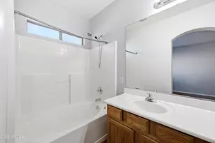 10950 W Royal Palm Rd, Peoria, AZ 85345 - Photo 15