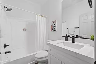 4690 E Laurel Ave, Gilbert, AZ 85234 - Photo 39