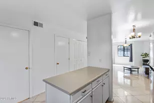 455 S Mesa Dr, Mesa, AZ 85210 - Photo 27
