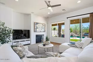 22709 N 38th Way, Phoenix, AZ 85050 - Photo 11