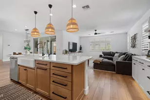 7512 West Odeum Ln, Phoenix, AZ 85043 - Photo 11