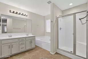 1715 E Branham Ln, Phoenix, AZ 85042 - Photo 25