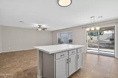 1715 E Branham Lane, Phoenix, AZ 85042 - Photo 9