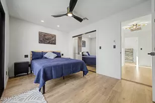 720 E Desert Ln, Phoenix, AZ 85042 - Photo 27
