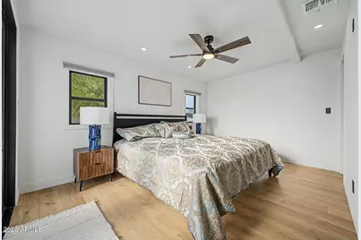 720 E Desert Lane, Phoenix, AZ 85042 - Photo 17