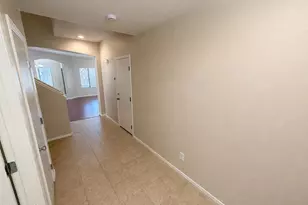 5158 W Shaw Butte Dr, Glendale, AZ 85304 - Photo 7