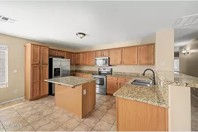 2151 W Allens Peak Drive, San Tan Valley, AZ 85144 - Photo 9