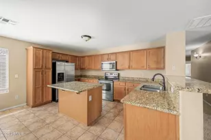 2151 W Allens Peak Dr, San Tan Valley, AZ 85144 - Photo 9
