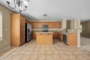 2151 W Allens Peak Dr, San Tan Valley, AZ 85144 - Photo 11