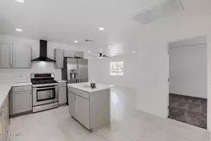 5703 W Sells Dr, Phoenix, AZ 85031 - Photo 5