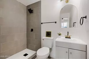 5703 W Sells Dr, Phoenix, AZ 85031 - Photo 11
