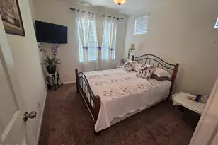 12924 W Flynn Ln, Glendale, AZ 85307 - Photo 13