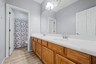 26053 N 68th Drive, Peoria, AZ 85383 - Photo 23