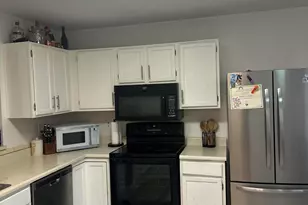 7110 W Laurel Ln, Peoria, AZ 85345 - Photo 5