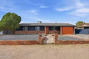 9844 E Butte St, Mesa, AZ 85207 - Photo 1