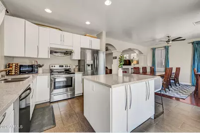 304 W Mountain Sage Drive, Phoenix, AZ 85045 - Photo 23