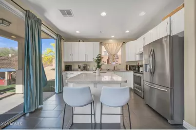 304 W Mountain Sage Drive, Phoenix, AZ 85045 - Photo 11