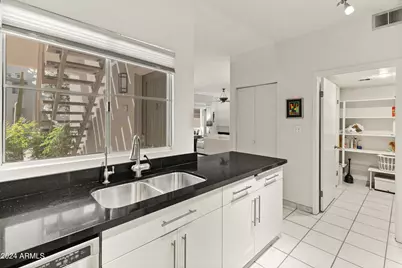 11333 N 92nd Street #1021, Scottsdale, AZ 85260 - Photo 5