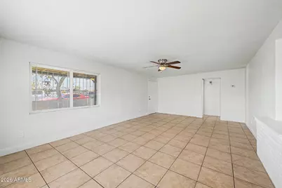 1621 N 37th Drive, Phoenix, AZ 85009 - Photo 11