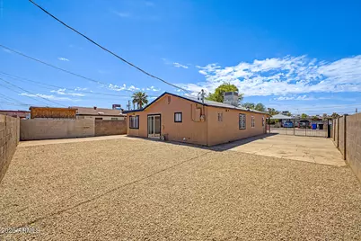 1621 N 37th Drive, Phoenix, AZ 85009 - Photo 31
