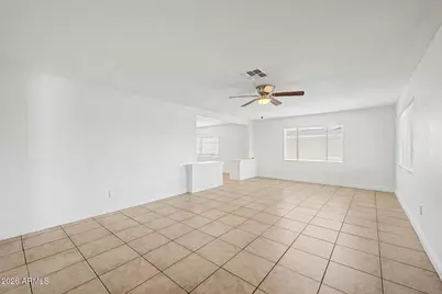 1621 N 37th Drive, Phoenix, AZ 85009 - Photo 13