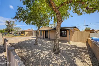 1621 N 37th Drive, Phoenix, AZ 85009 - Photo 7