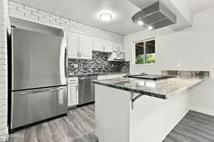 18028 N Villa Rita Dr, Phoenix, AZ 85032 - Photo 17