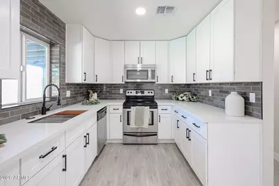 6609 N 20th Avenue, Phoenix, AZ 85015 - Photo 11