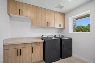 8620 E Sells Dr, Scottsdale, AZ 85251 - Photo 35