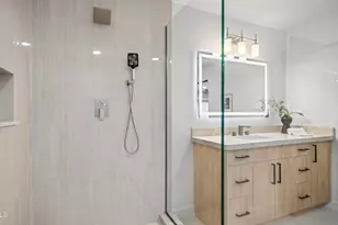8620 E Sells Dr, Scottsdale, AZ 85251 - Photo 33