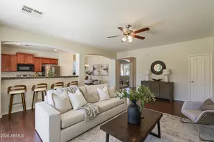 2989 S Fisher Ln, Gilbert, AZ 85295 - Photo 7