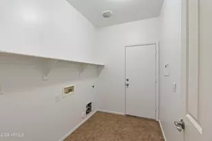 2989 S Fisher Ln, Gilbert, AZ 85295 - Photo 21