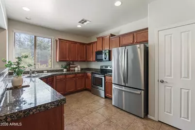 2989 S Fisher Lane, Gilbert, AZ 85295 - Photo 9