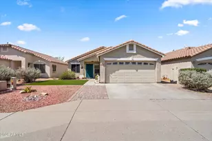 20648 North 8th St, Phoenix, AZ 85024 - Photo 1