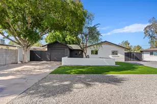 1322 E Catalina Dr, Phoenix, AZ 85014 - Photo 1
