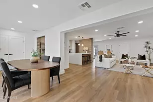 1322 E Catalina Dr, Phoenix, AZ 85014 - Photo 13