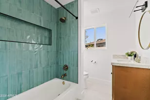 1322 E Catalina Dr, Phoenix, AZ 85014 - Photo 17