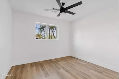 1322 E Catalina Drive, Phoenix, AZ 85014 - Photo 15