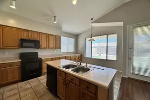 1795 W Canary Way, Chandler, AZ 85286 - Photo 9